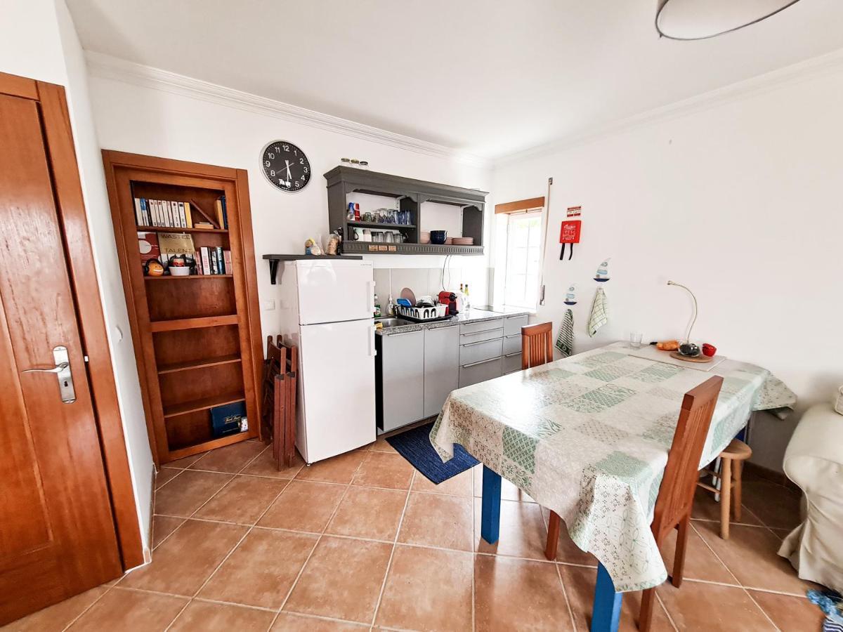 Hostel Cloud To Chill Surfhouse Baleal Ferrel  Exterior foto