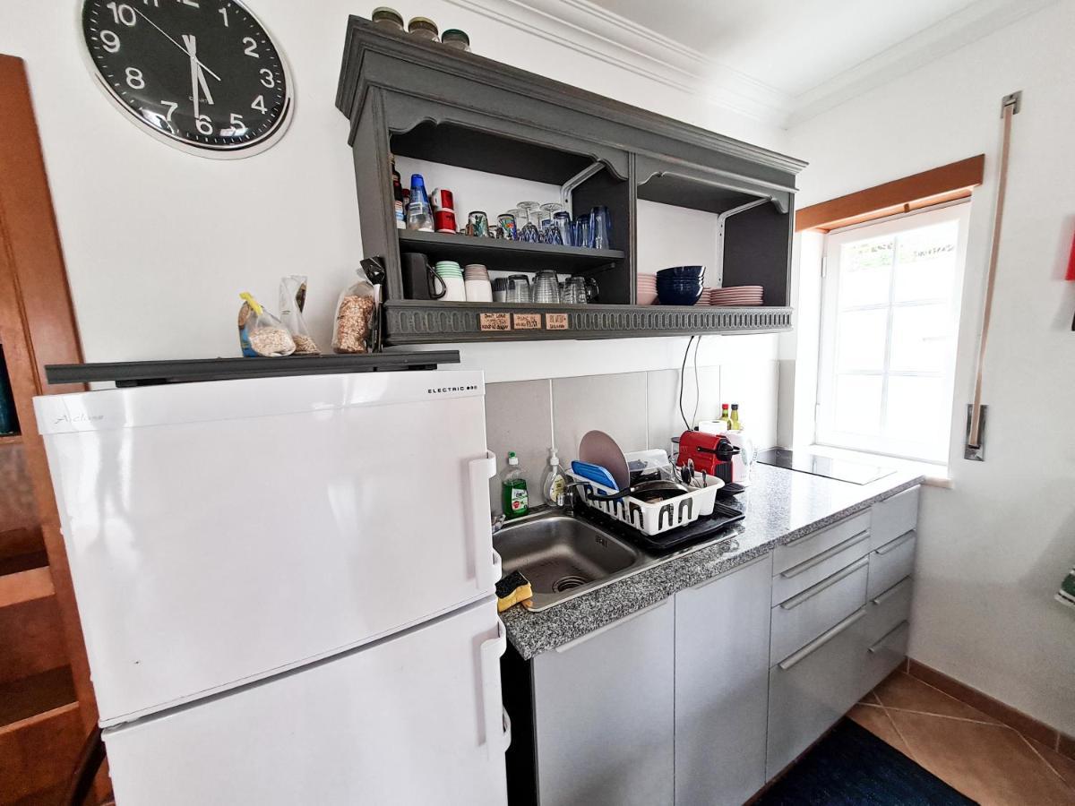 Hostel Cloud To Chill Surfhouse Baleal Ferrel  Exterior foto